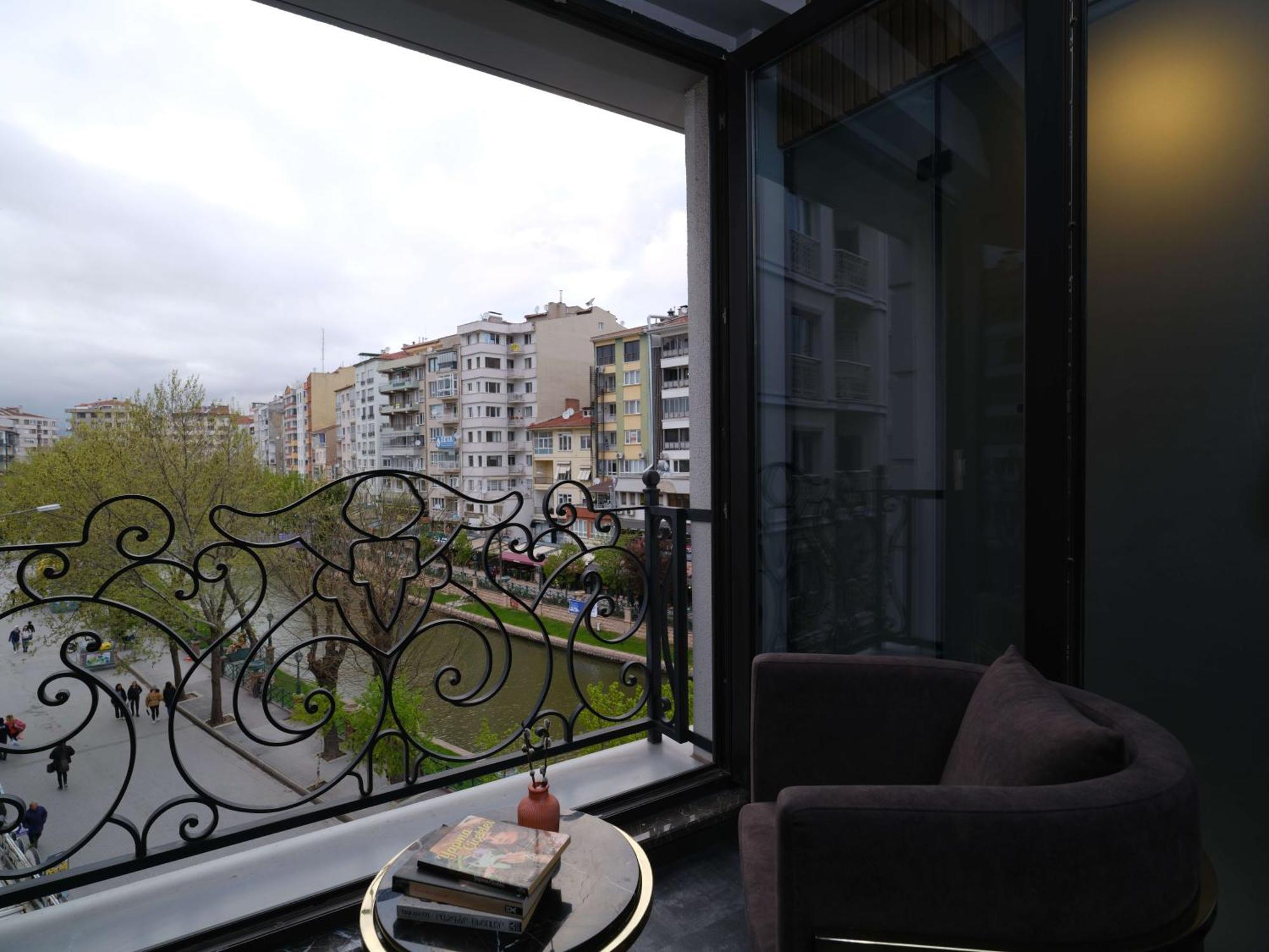 Sennacity Hotel Ескішехір Екстер'єр фото